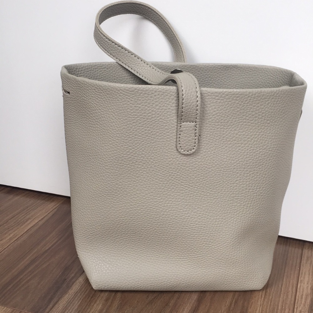Gray handbag tote purse with shoulder strap - Picture 1 of 8